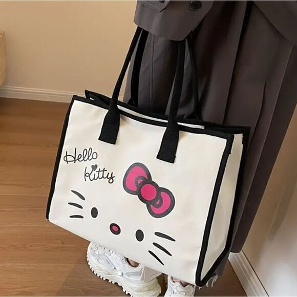 ⭐️ Hello Kitty Canvas Bag ⭐️ - Picture 1 of 3